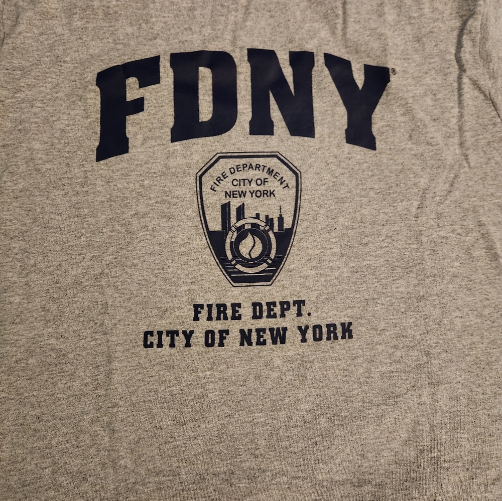 FDNY T shirt